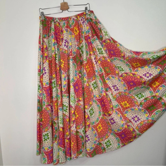 MAGIC Colorful Maxi Skirt in Size 1X - Picture 4 of 4